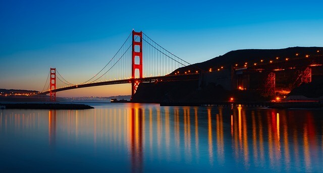 panorama most w kalifornii o zachodzie słońca